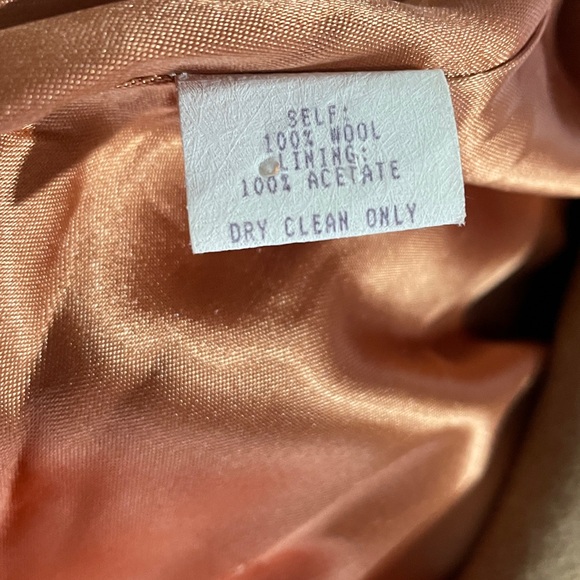 Jenne Maag Stylish Tan Trench Coat - Picture 7 of 8